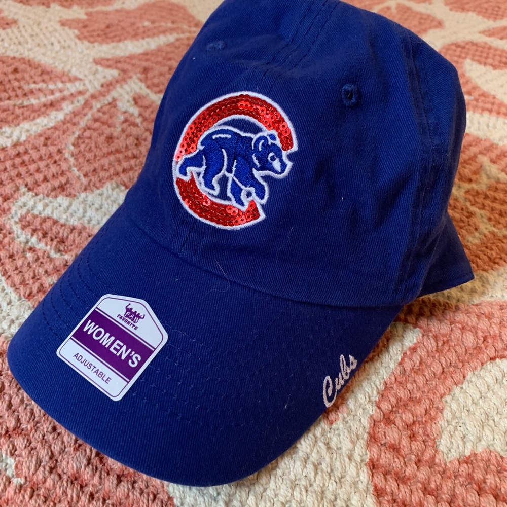NWT Chicago Cubs baseball hat with sequined logo - Picture 8 of 8